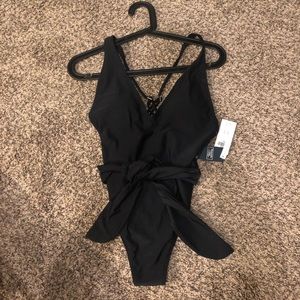 NWT Abercrombie Deep V One Piece Bikini